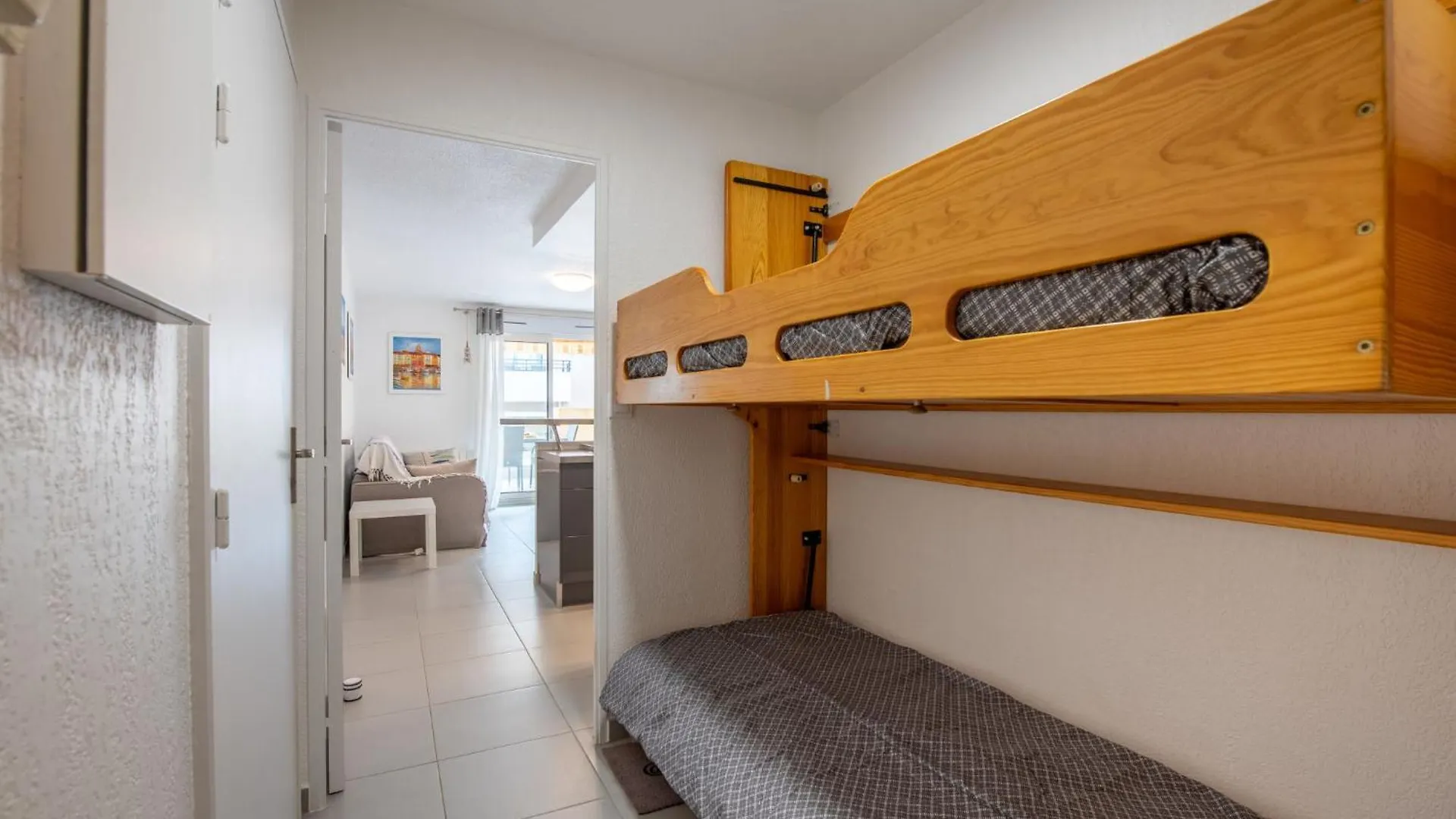 Apartment Jardin De La Fontaine-3 By Interhome Cavalaire-sur-Mer