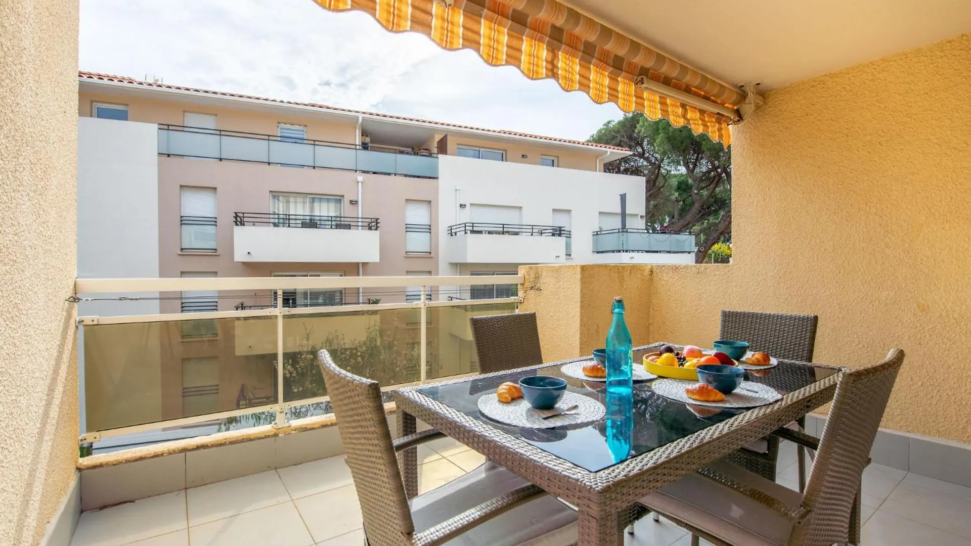 Apartment Jardin De La Fontaine-3 By Interhome Cavalaire-sur-Mer 0*,  Frankrig